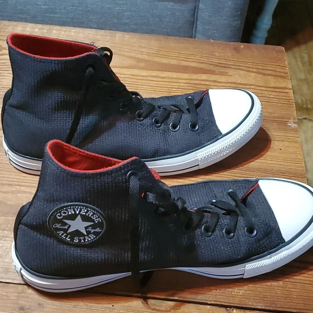 Converse Chuck Taylor All-Stars - Picture 2 of 5